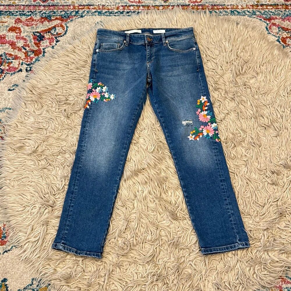 Anthropologie pilcro embroidered jeans size 27